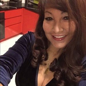 Meet your Posher, Lureen